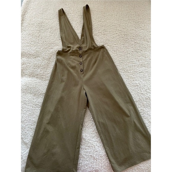 Sienna Sky Olive Green Jumpsuit Button Front Wide Leg V Neck Casual Romper *Flaw - Picture 6 of 15